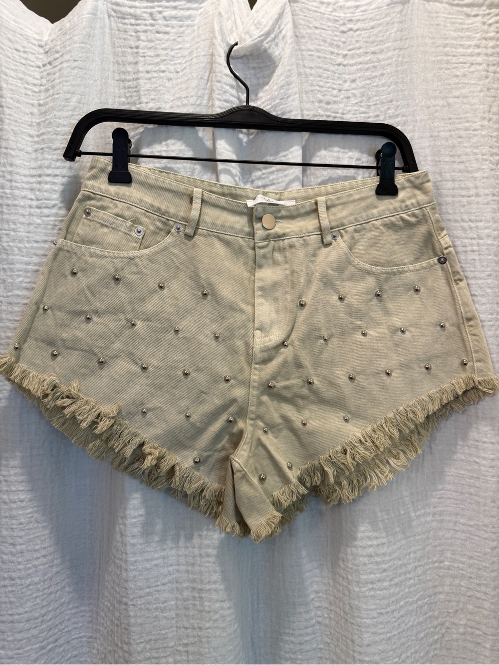 Talulah Studded Frayed Hem Denim Shorts 🪩 Cream Beige High Rise Festival